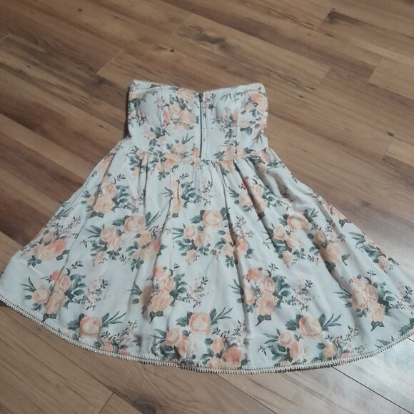 Women's strapless sundress - Picture 1 of 3